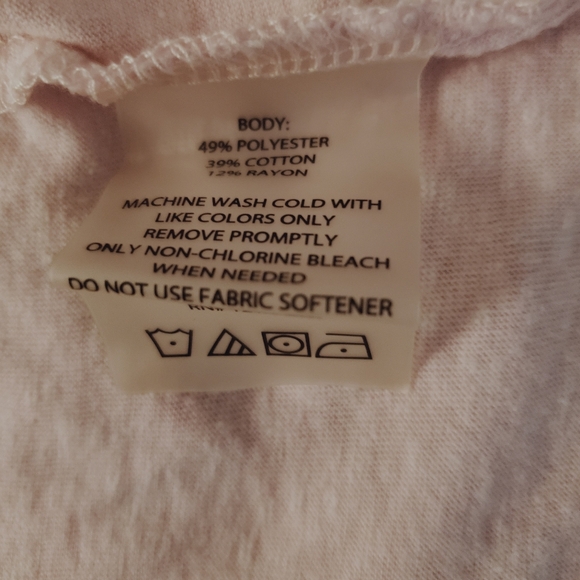 Steve Madden Bundle Workout tops (2) Pink and light Blue RESELL - Picture 10 of 12